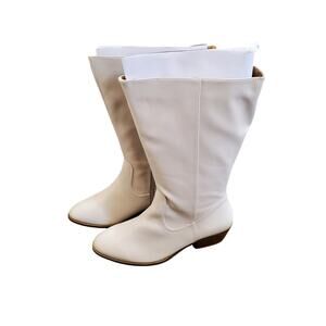 Comfortview Larke Wide Calf Boot in a "Winter White" ivory size 10W Western